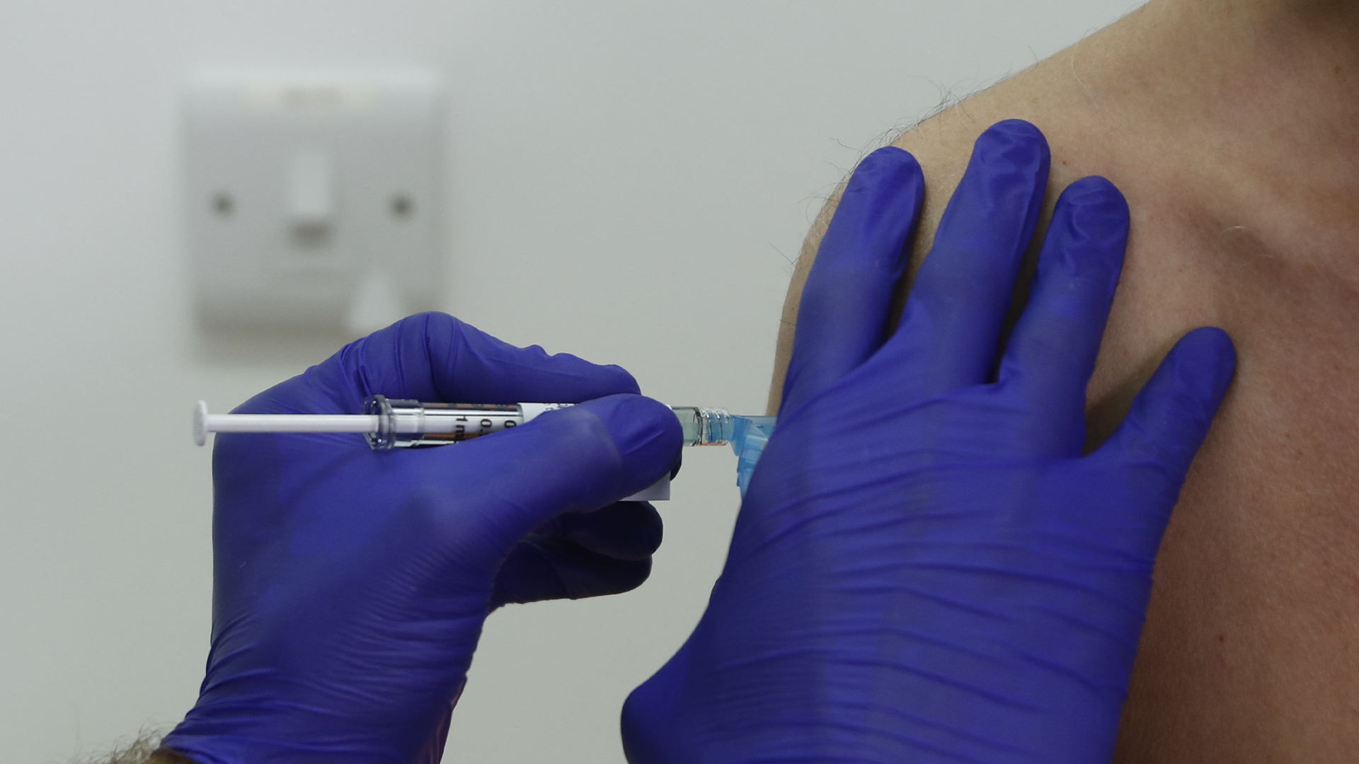 Le nouveau vaccin s'appelle Nuvaxovid et est approuvé pour les personnes de 12 ans et plus.