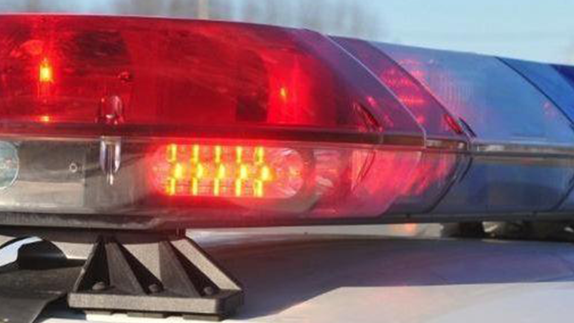  Une piétonne a été happée violemment à la suite d'une collision avec un véhicule  à l'intersection des rues Des Érables et Du Manoir à Sherbrooke, mercredi après-midi. 