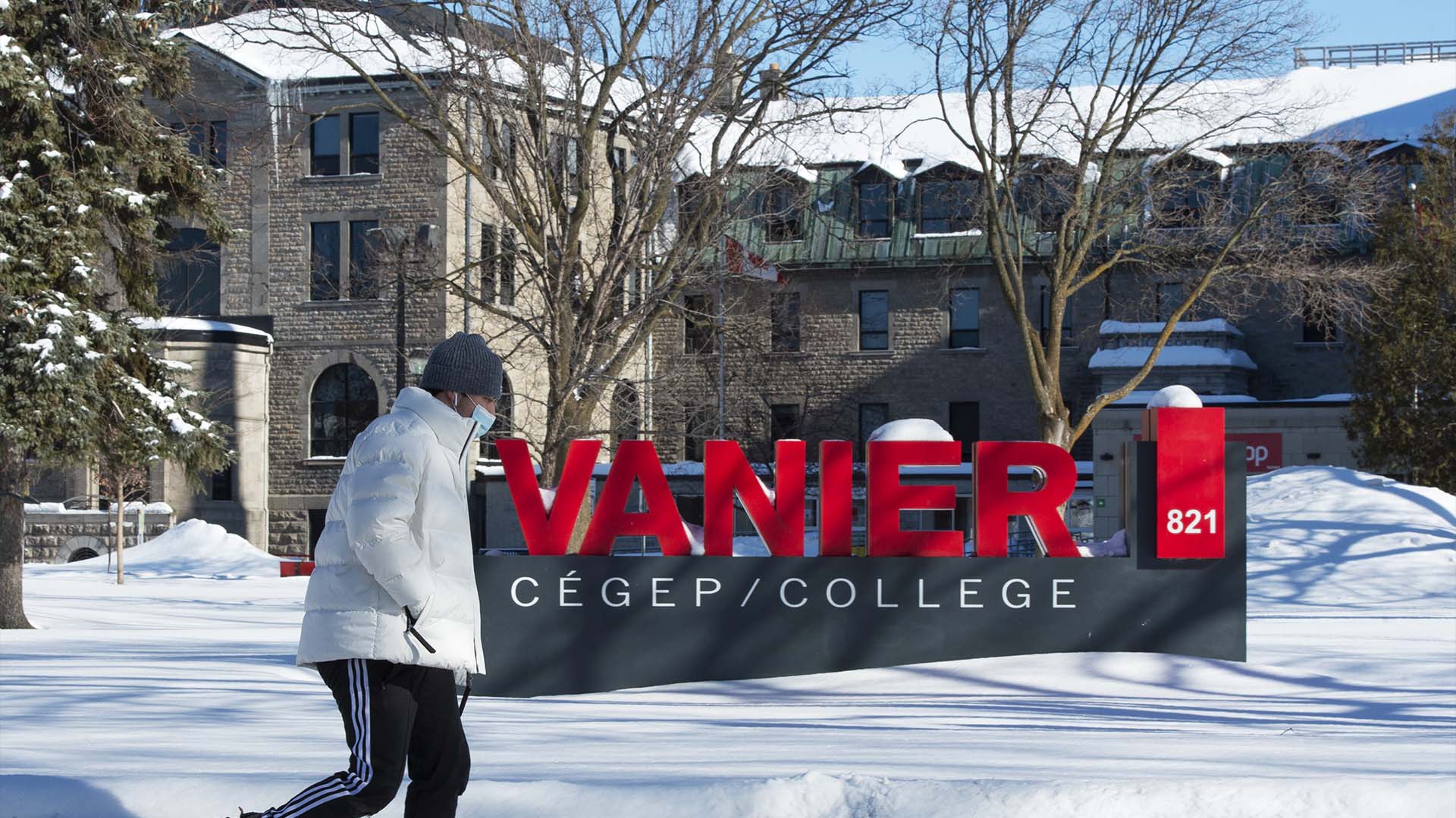 Le Cégep du Collège Vanier est vu le jeudi 4 février 2021 à Montréal. 