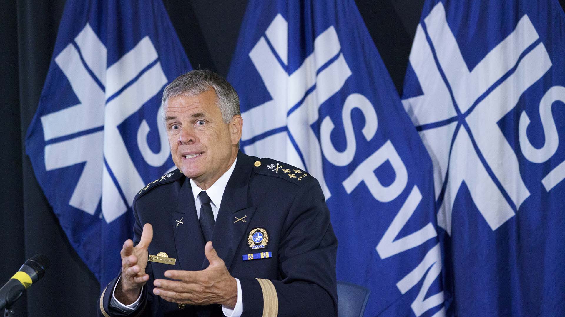  Le chef de la police de Montréal, Sylvain Caron, répond à une question lors d'une conférence de presse à Montréal le mercredi 8 juillet 2020.