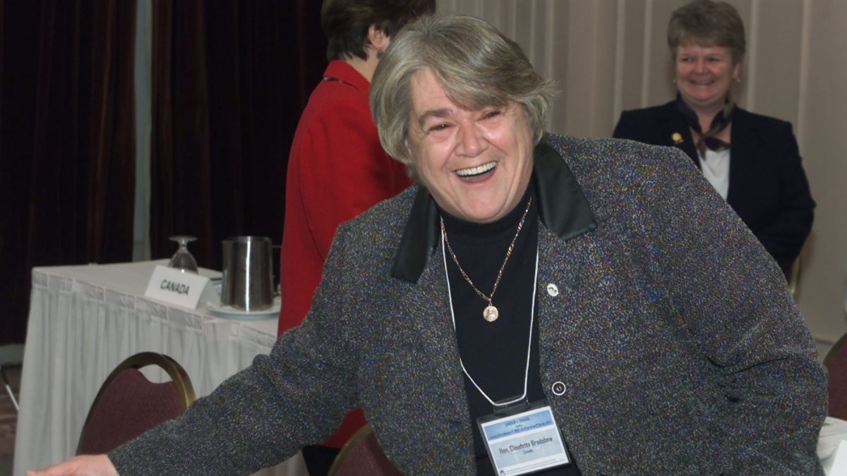 L'ancienne ministre Claudette Bradshaw à Halifax en 2002.