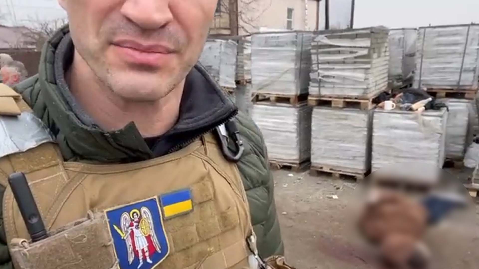 Wladimir Klitschko publie une vidéo troublante où l'ont voit des civils ukrainiens sans vie. «C'est ce que fait le régime Poutine», dit-il.