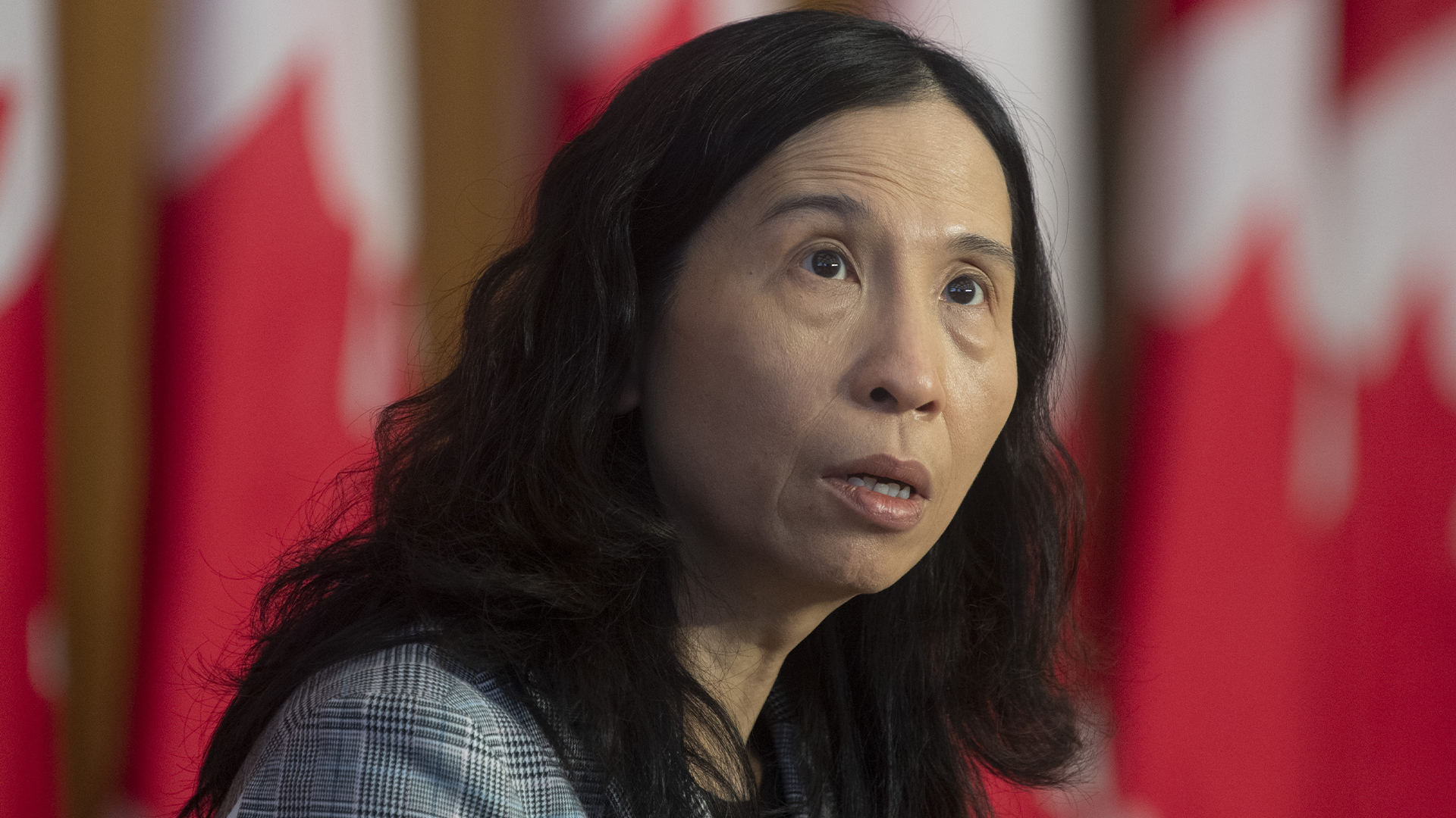 L'administratrice en chef de la Santé publique au Canada, Theresa Tam (photo), a déclaré que si la COVID-19 circulaient encore à travers le pays, il était possible d'observer une baisse de la transmission.