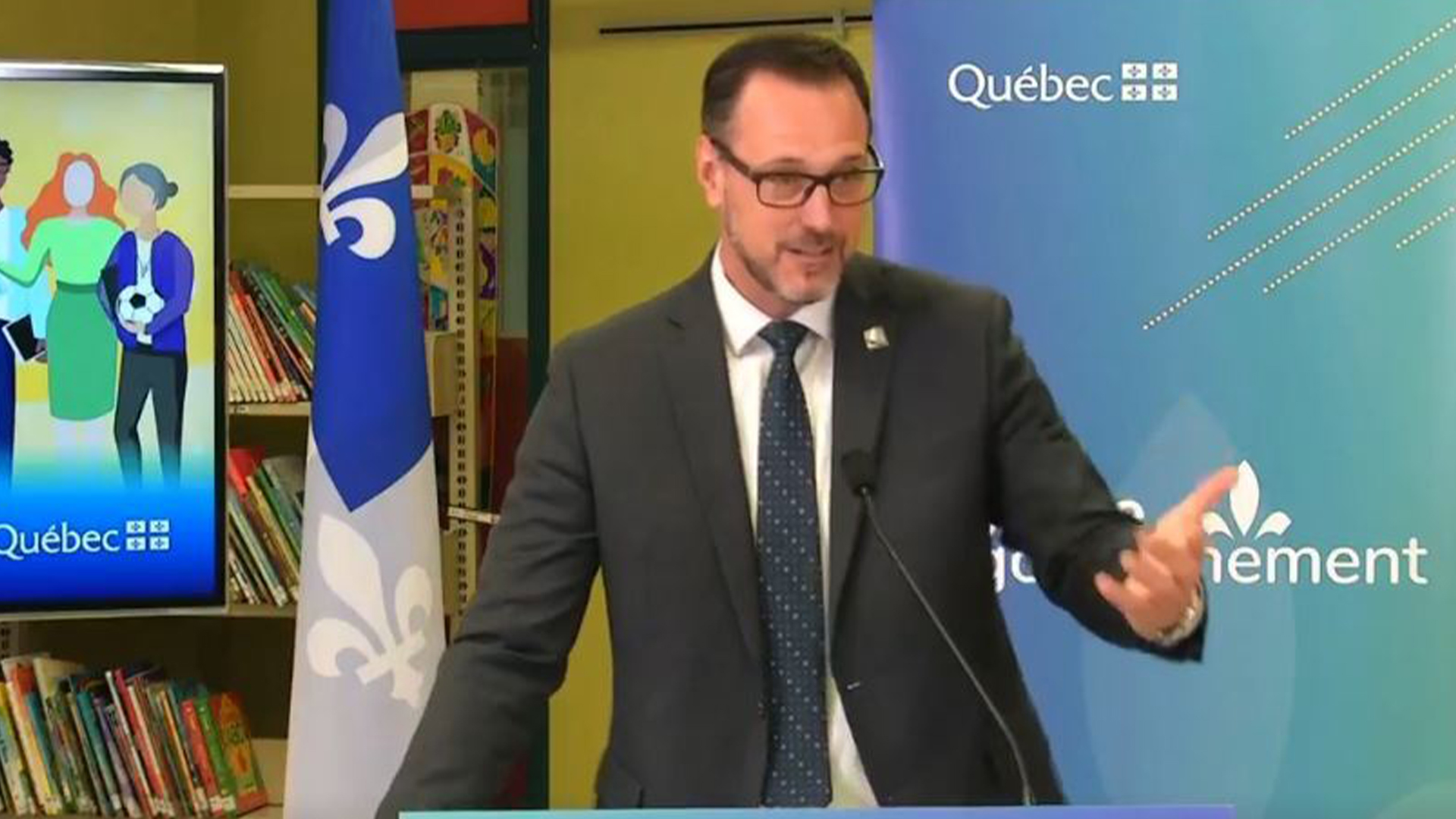 Le ministre de l’Éducation, Jean-François Roberge, a annoncé mardi un investissement de 140 M$ afin de valoriser l’ensemble du personnel scolaire québécois en vue des quatre prochaines années.