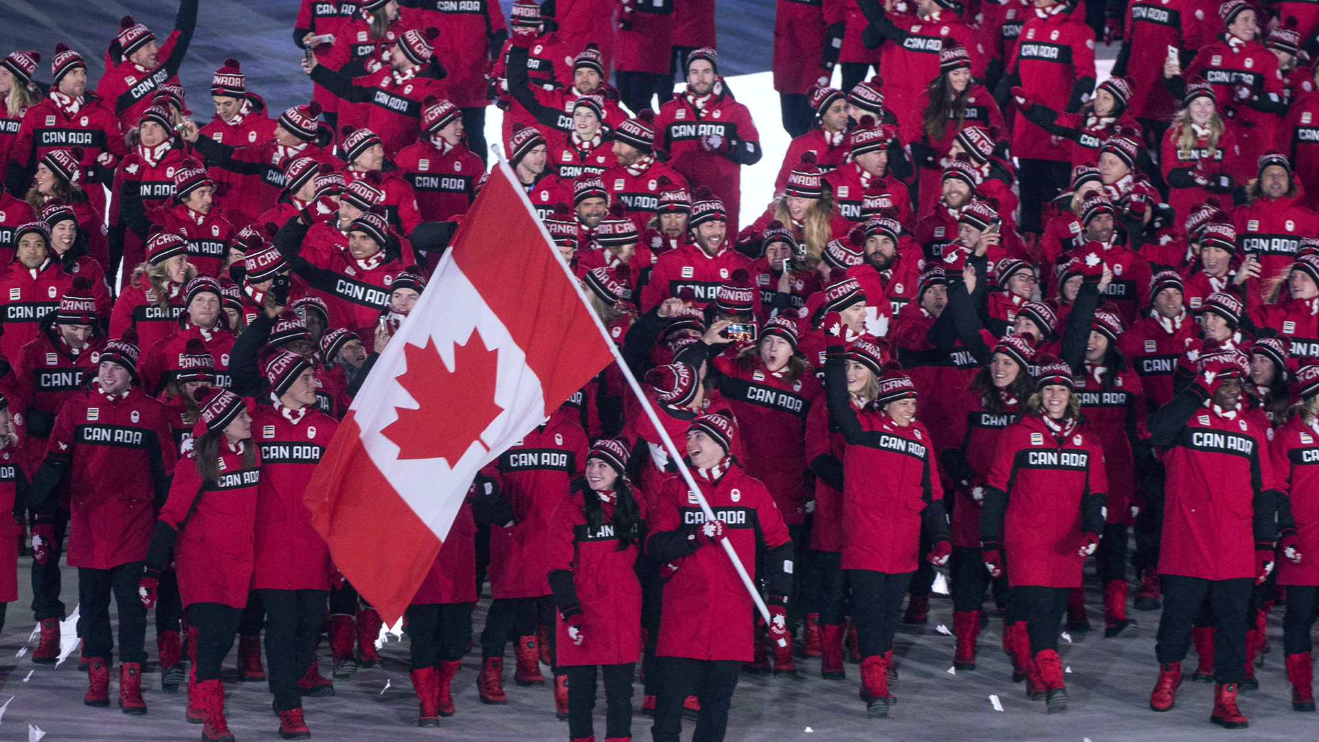 Les athlètes canadiens lors de la cérémonie d'ouverture des Jeux olympiques de Pyeongchang, en 2018.
