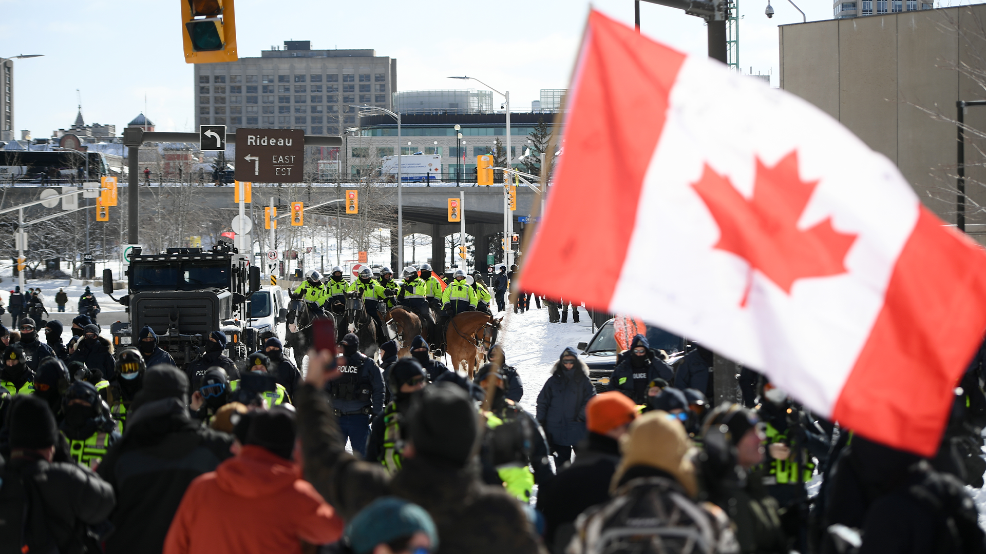 Des manifestants du «Convoi de la liberté» à Ottawa en février 2022.