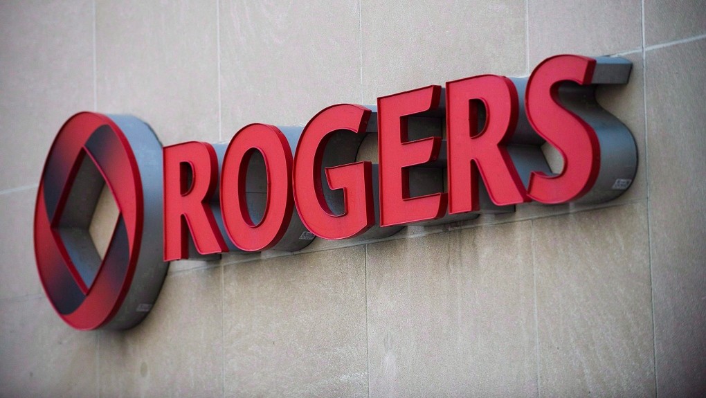 «Nous sommes au courant de la panne de nos réseaux et nos équipes sont complètement engagées au rétablissement de tous nos services», a réagi Rogers.