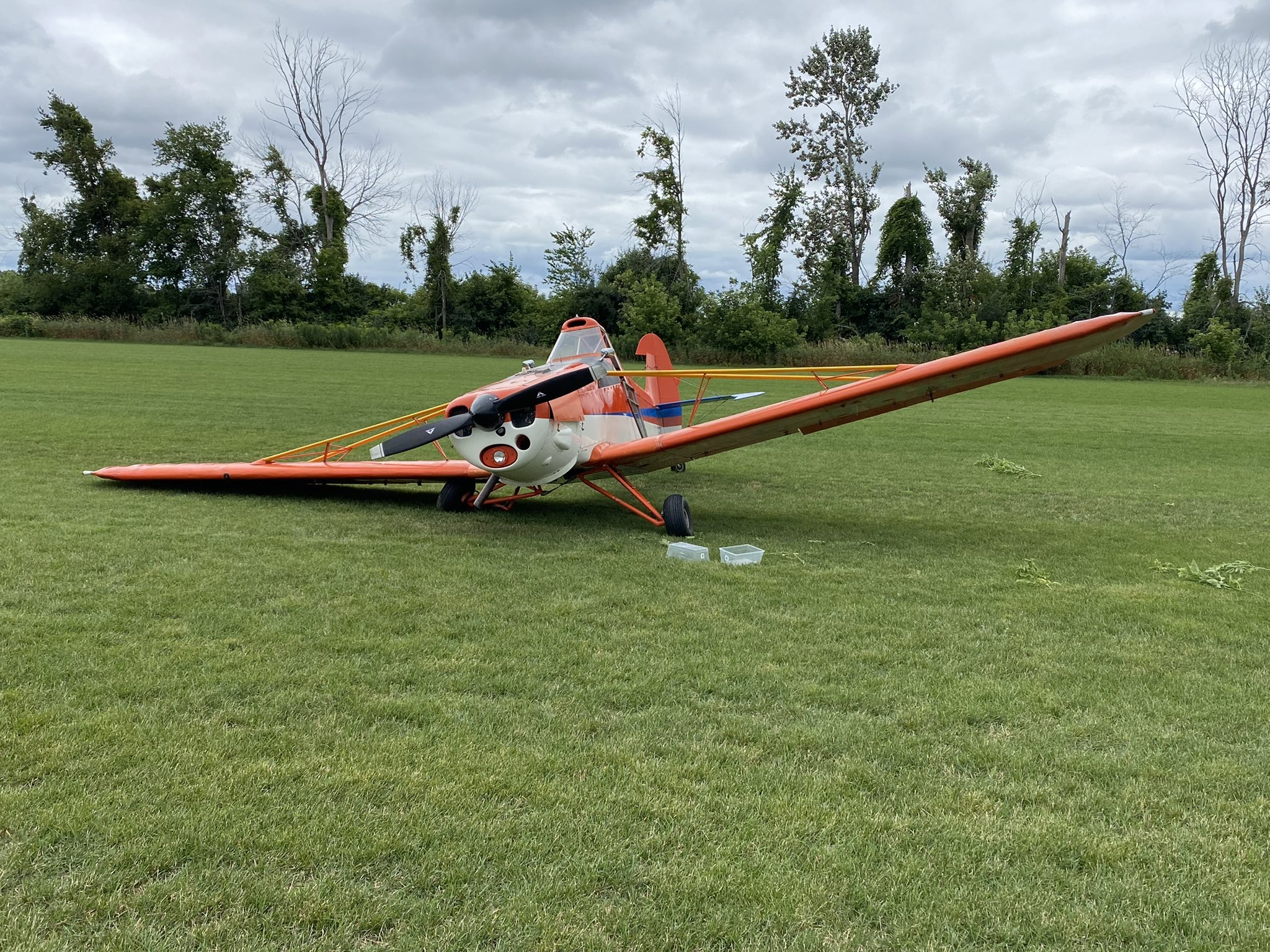 Un avion s'est écrasé dans un champ situé au sud d'Ottawa le 30 juillet.