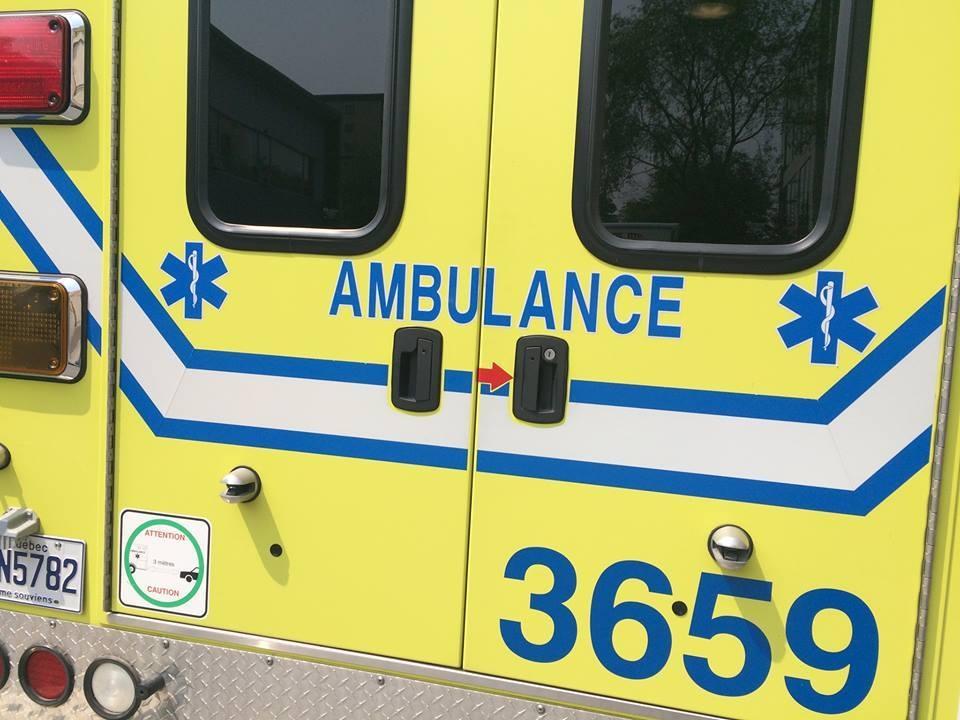 L'homme impliqué dans l'accident a été transporté à l'Hôpital Brome-Missisquoi-Perkins de Cowansville où son décès a été constaté.