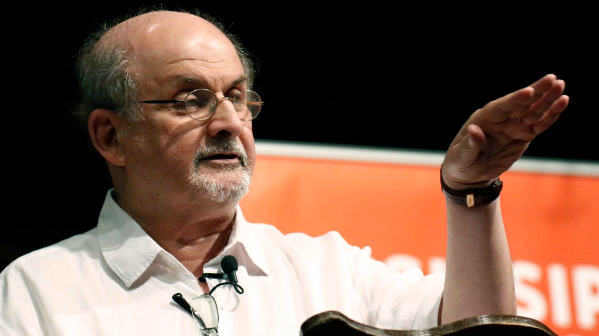 L'auteur Salman Rushdie en 2018.