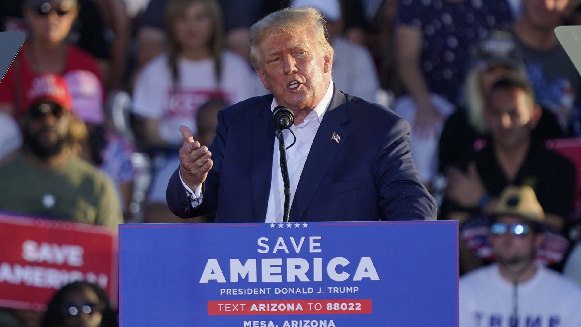 L'ancien président Donald Trump s'est exprimé lors d'un rassemblement, le 9 octobre 2022, à Mesa, en Arizona.
