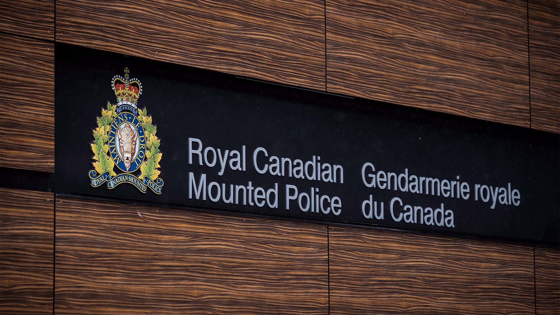 La Gendarmerie royale du Canada (GRC) a arrêté Oumaima Chouay à son retour de la Syrie, dans la nuit du 25 au 26 octobre à l''aéroport Montréal-Trudeau.