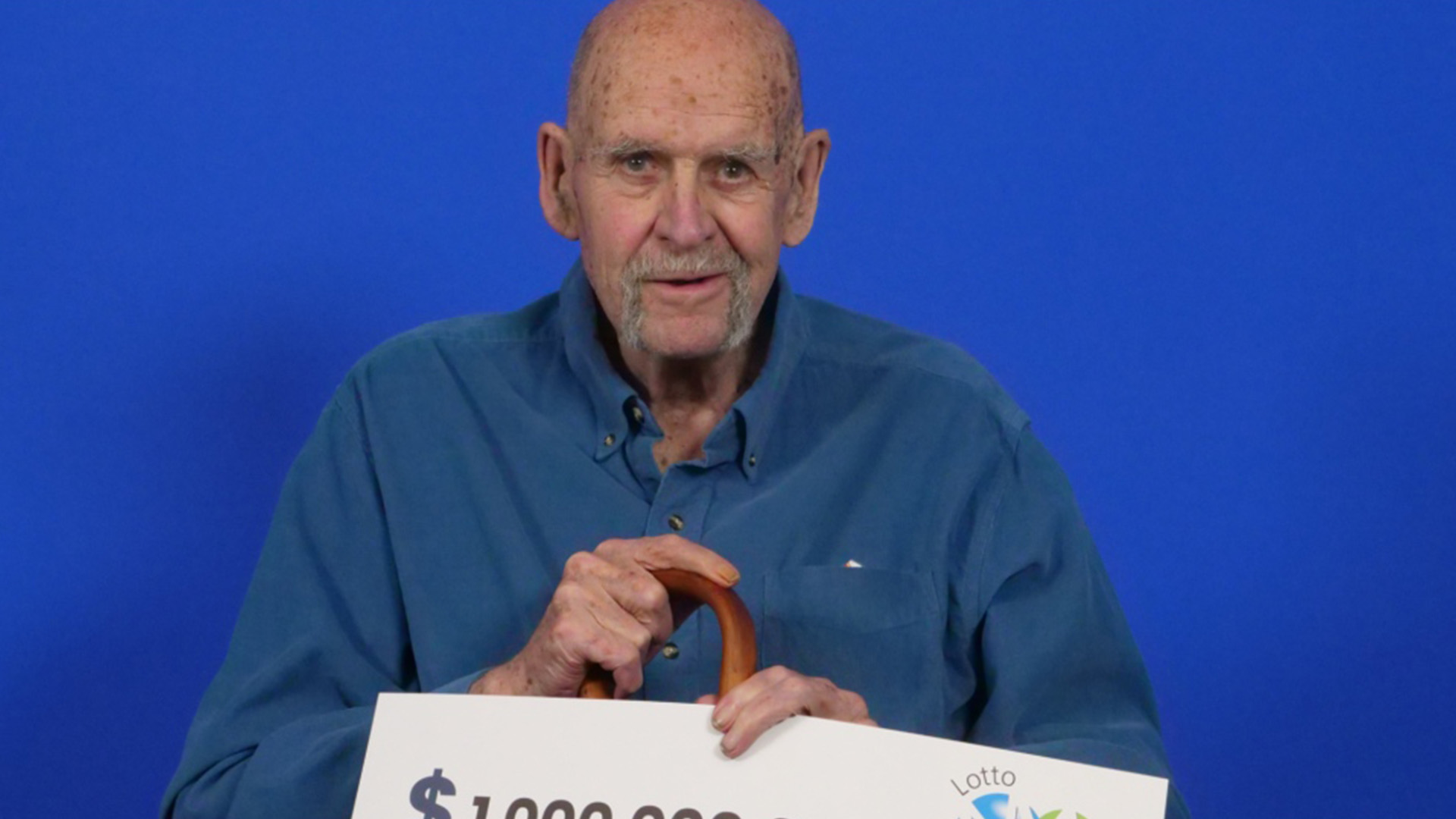 Un homme de 93 ans de l’Ontario qui est devenu millionnaire grâce à la loterie du Lotto Max a partagé ses plans quant à ses futures dépenses.