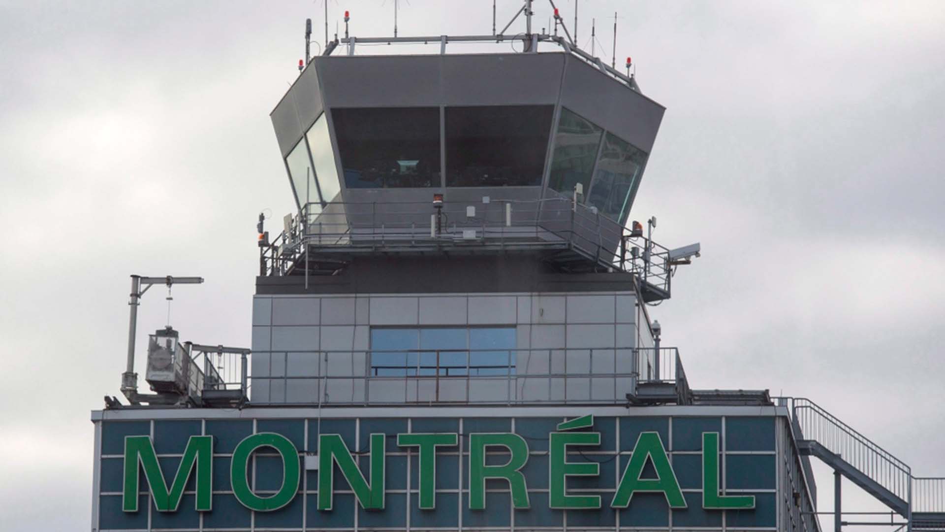 Aucun blessé n'a été signalé après la collision entre deux avions sur le tarmac de l'Aéroport international Pierre-Elliott-Trudeau de Montréal, mardi.