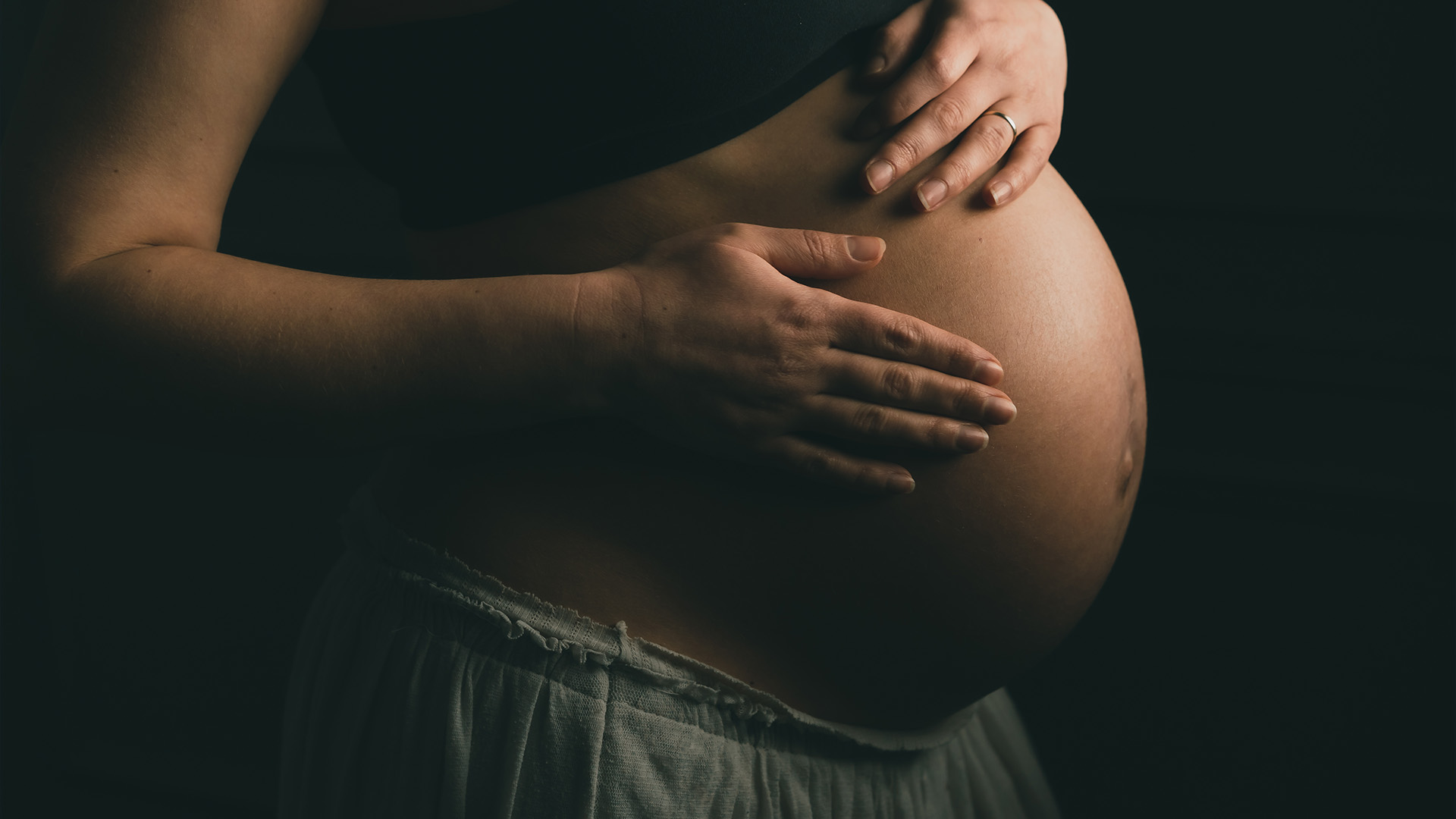 Le projet « Accès aux services juridiques en périnatalité et petite enfance » vise à fournir des ressources, des services et des conseils juridiques aux femmes enceintes racisées et à leur famille vivant en situation de vulnérabilité à Montréal.