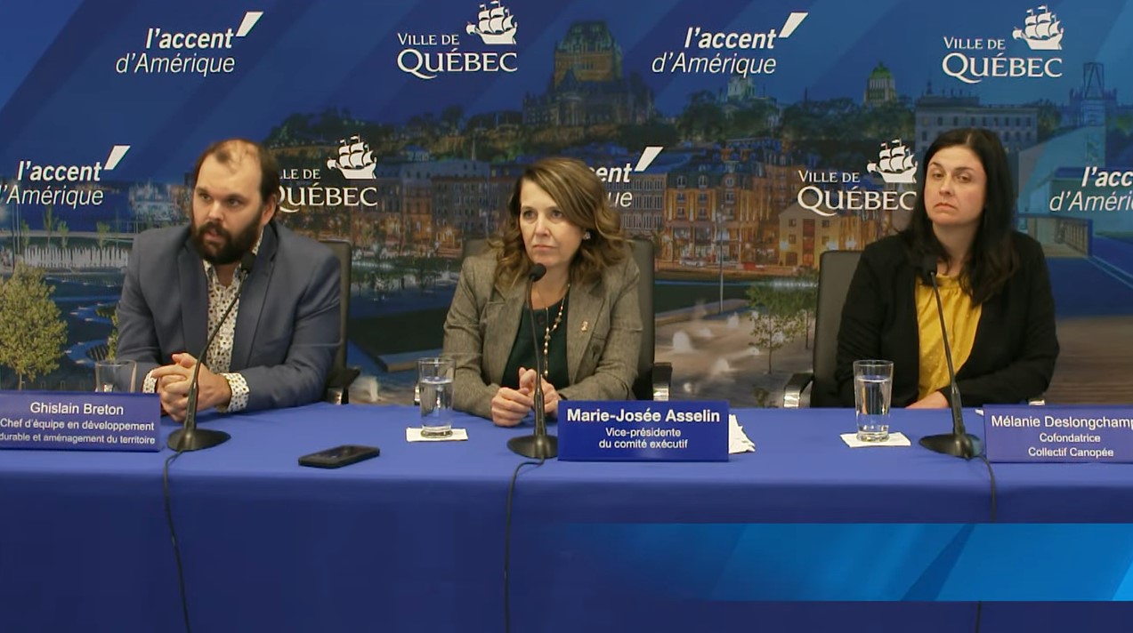 Ghislain Breton, Marie-Josée Asselin et Mélanie Deslongchamps en conférence de presse