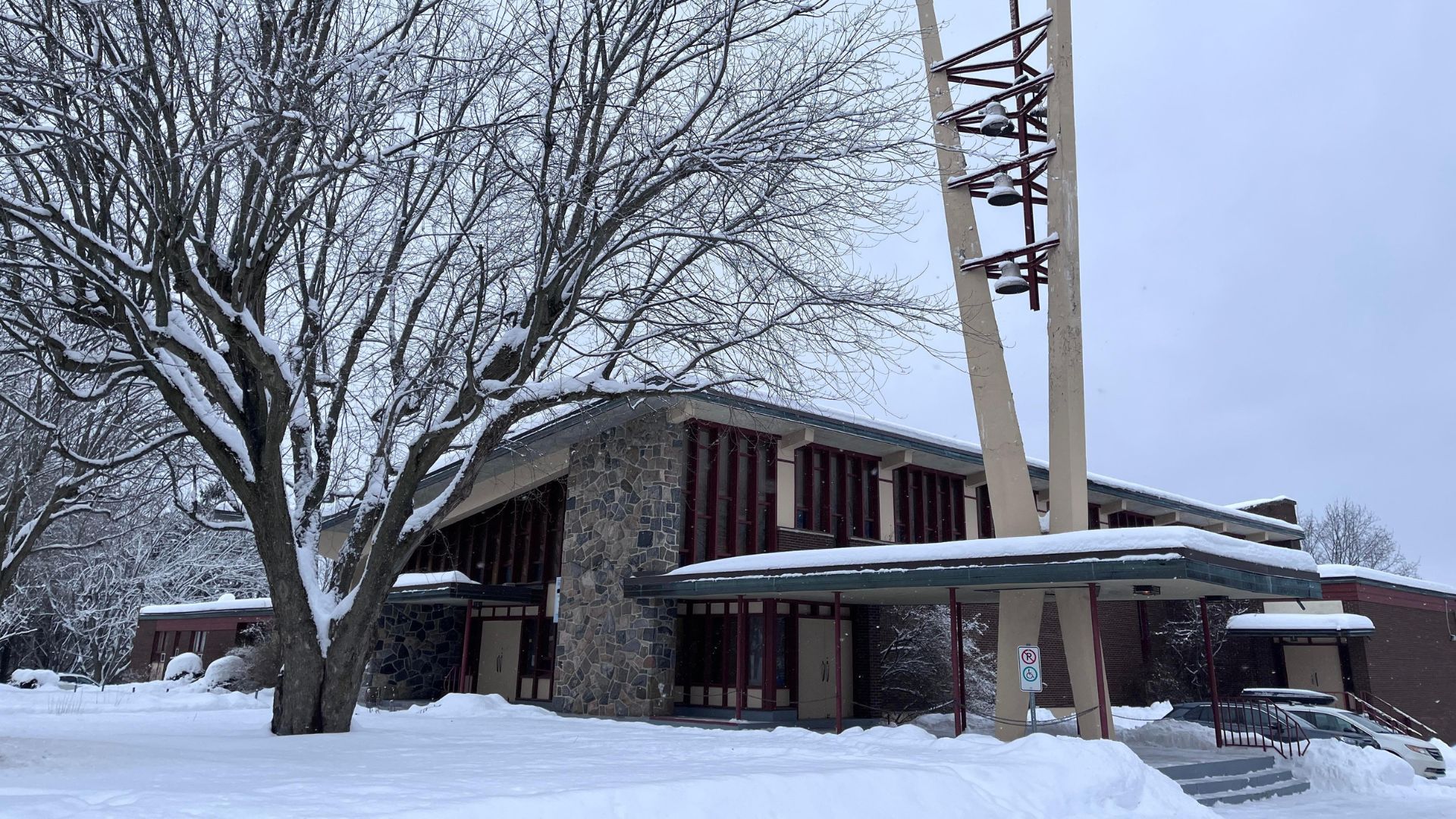L'église Marie-Médiatrice de Sherbrooke fermera ses portes. Un appel de propositions sera donc lancé pour déterminer l'avenir du bâtiment. 