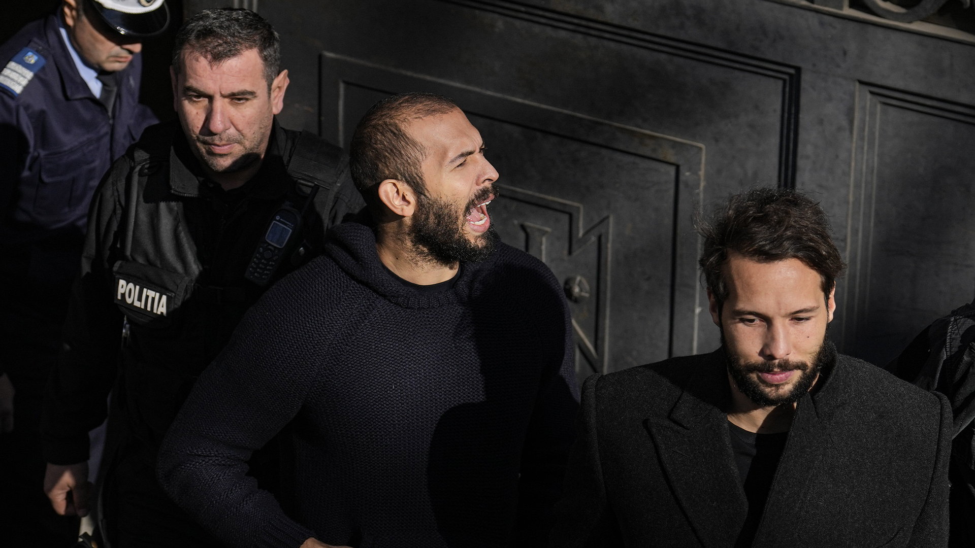 Un tribunal roumain a prolongé la détention de l’influenceur controversé Andrew Tate de 30 jours, lui qui est soupçonné d’appartenir à un groupe criminel organisé et de trafic humain, a rapporté un responsable mercredi.  