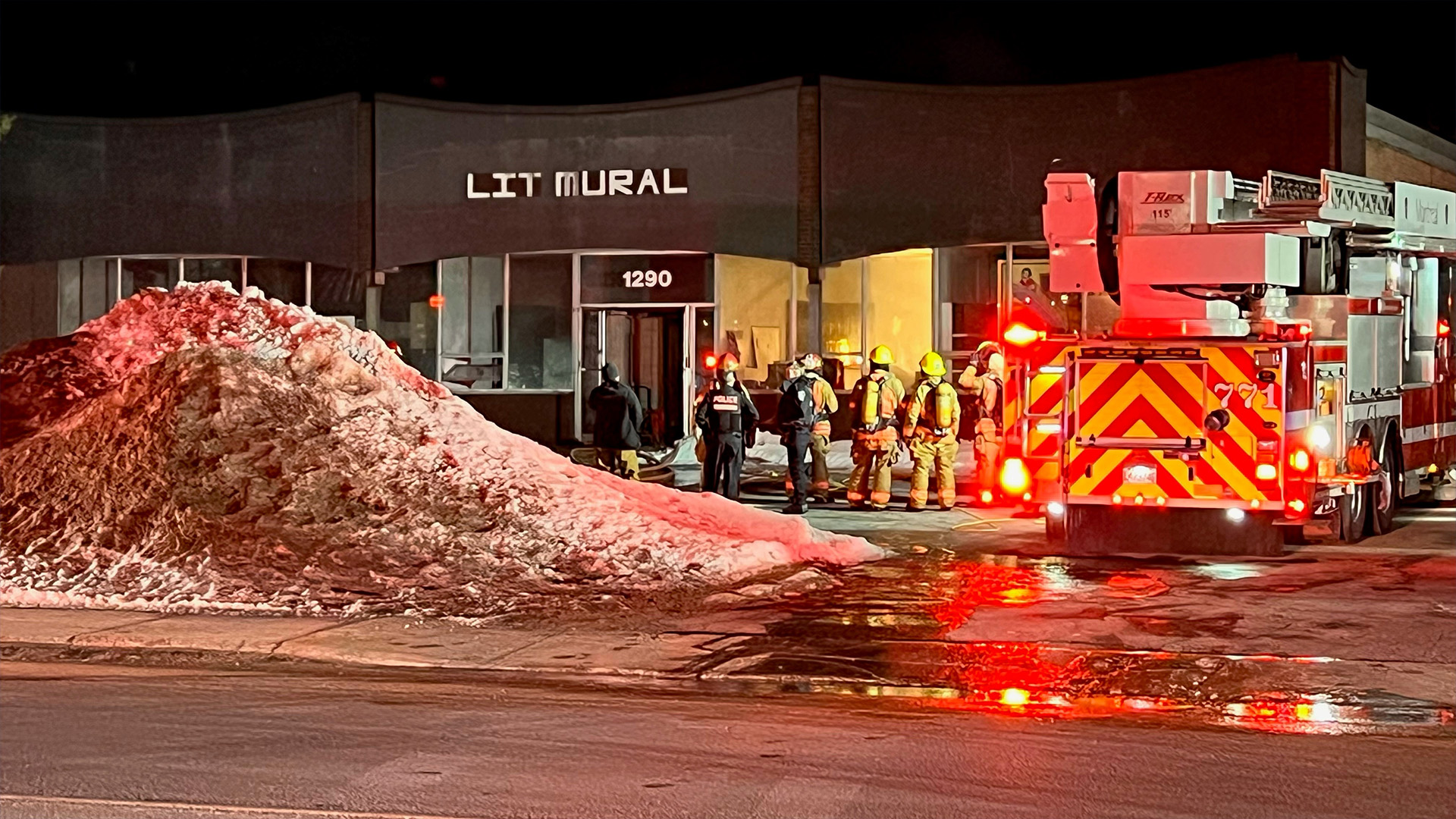 Pour une seconde fois en moins de trois semaines, un incendie allumé par une main criminelle a causé des dégâts à un immeuble commercial d’un même secteur industriel de l’arrondissement de Saint-Laurent, tôt mardi matin, dans le nord-ouest de Montréal.