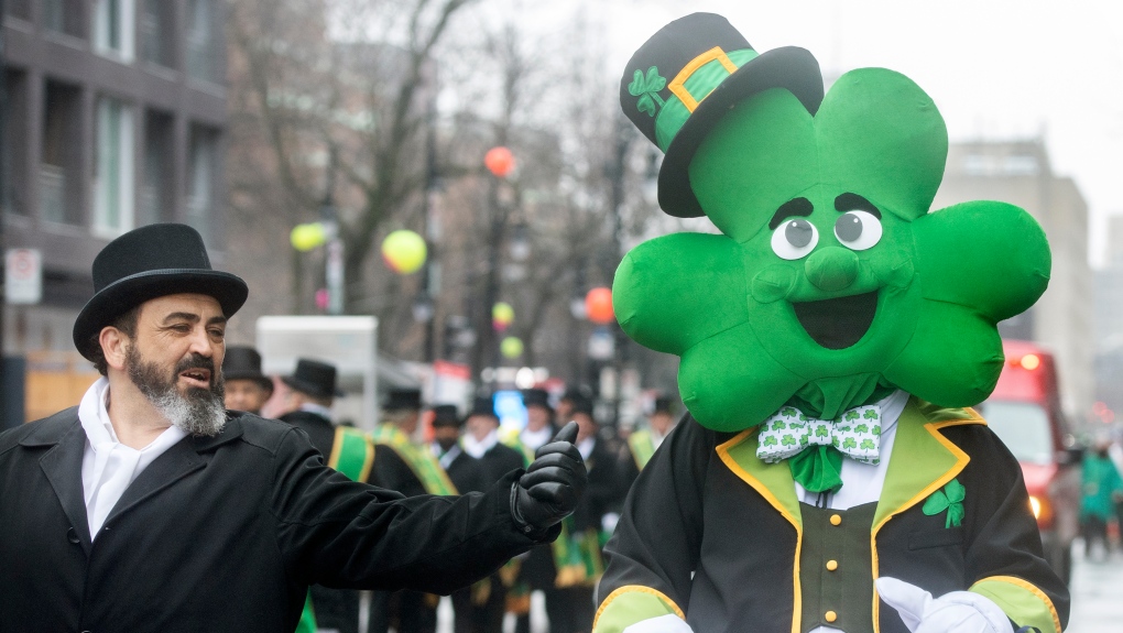 Le défilé de la Saint-Patrick à Montréal, le dimanche 20 mars 2022. 