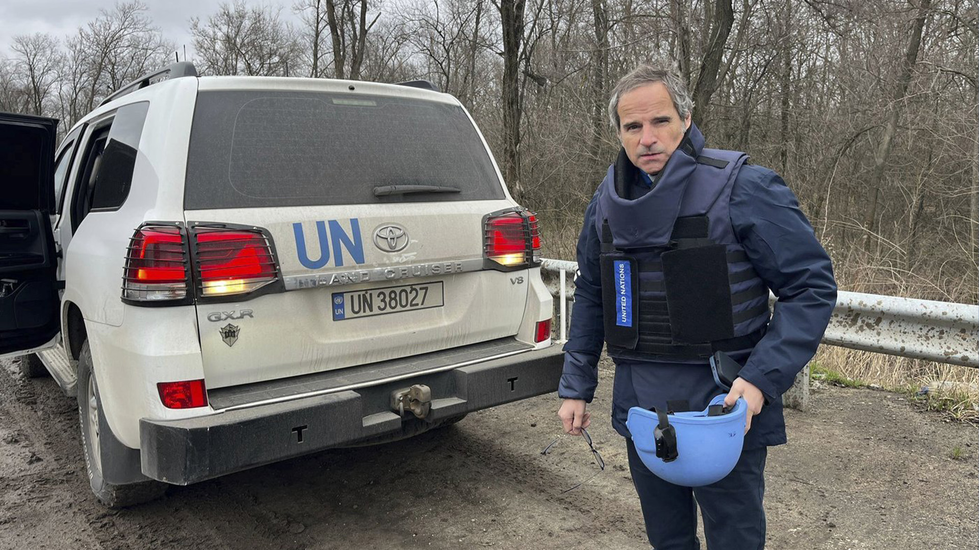 Le patron de l'AIEA, Rafael Mariano Grossi, a traversé pour la deuxième fois les lignes de front pour se rendre à la centrale de Zaporijjia, situé dans une partie de l'Ukraine occupée par la Russie et où les combats se sont intensifiés .