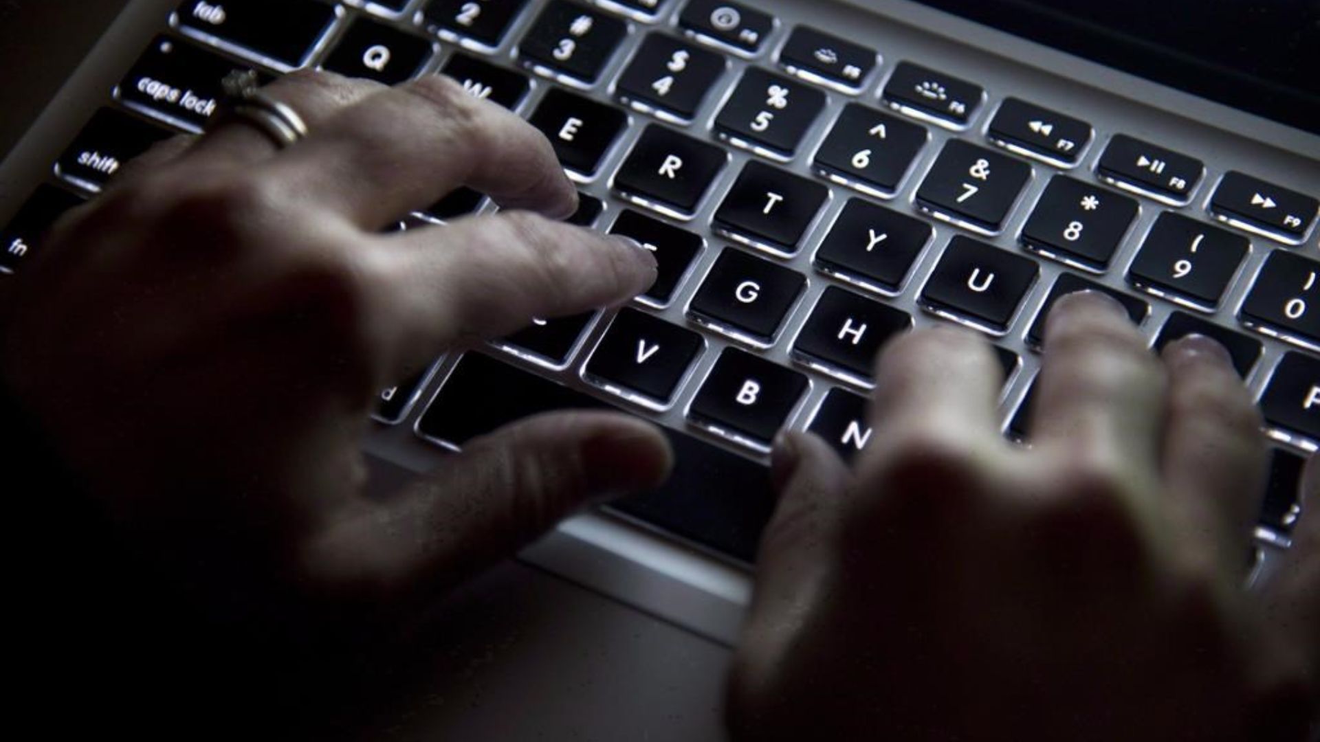 Préjudices en ligne: Ottawa veut créer une commission de la sécurité numérique