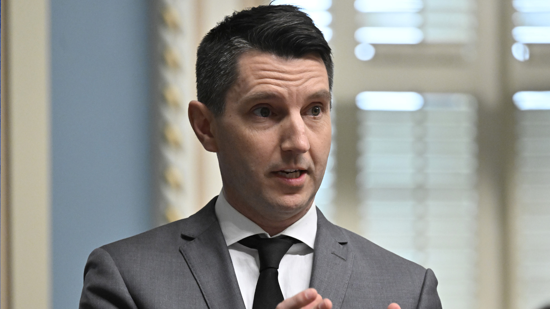 Le député libéral du Québec André Fortin, lors de la période des questions, à l'Assemblée législative de Québec, le mardi 28 mars 2023.