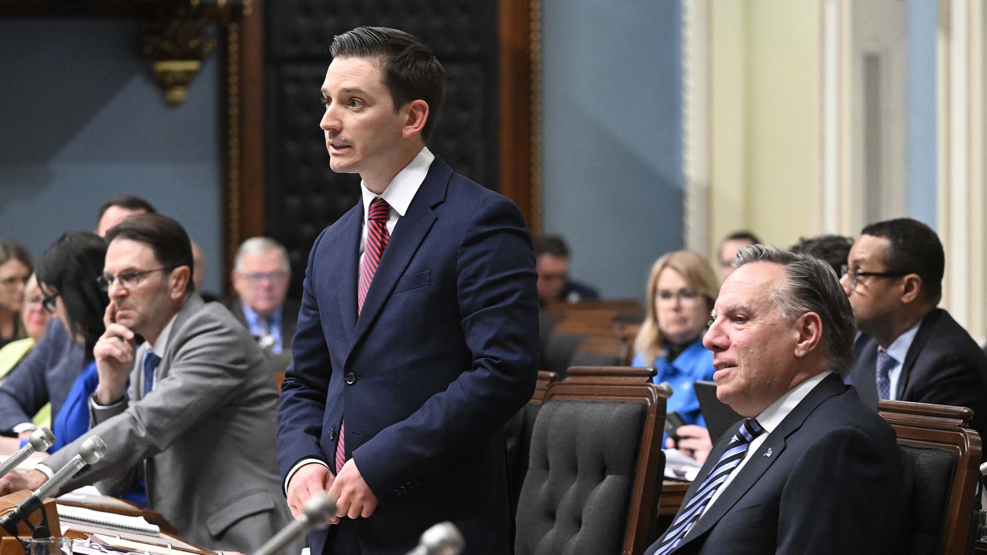 Le ministre Simon Jolin-Barrette prend la parole lors de la période de questions, le 23 mai 2023, à Québec. 