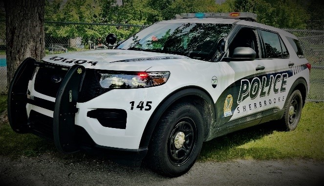 Un véhicule du Service de police de Sherbrooke (SPS).