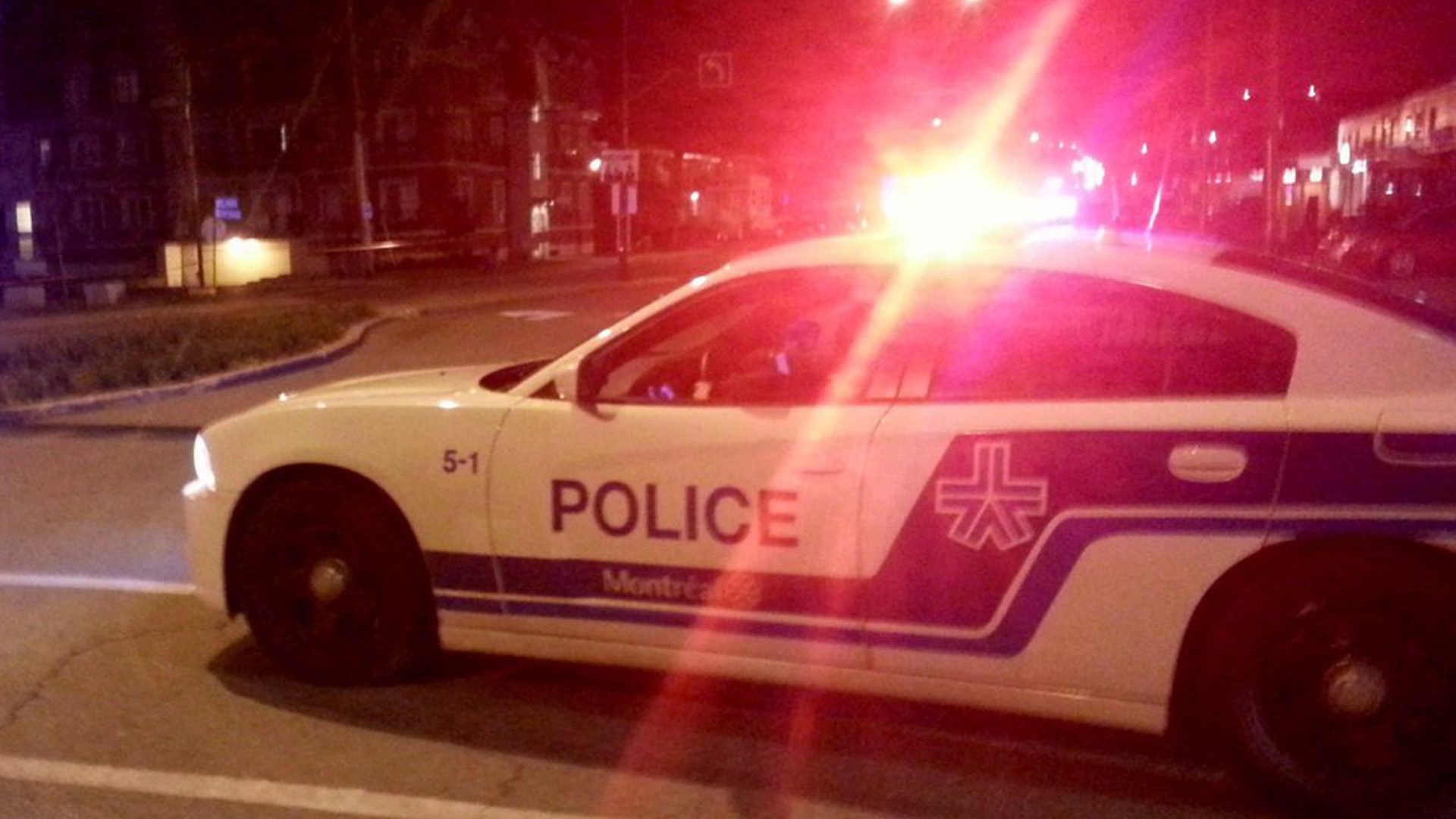 La police a ouvert une enquête sur un autre épisode de coups de feu survenu cette fois près d’un immeuble résidentiel du quartier Mercier, dans l’est de Montréal. Personne n'a été blessé et il n'y a pas eu d'arrestation.