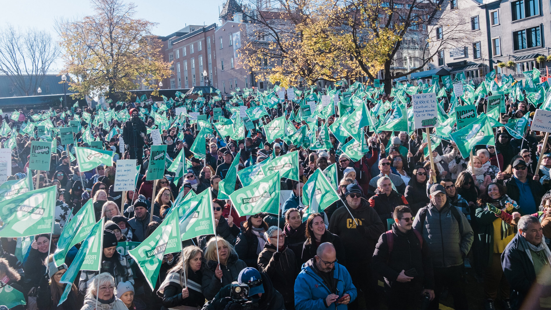 Manifestation du Front commun à Québec pour réclamer le maintien des primes