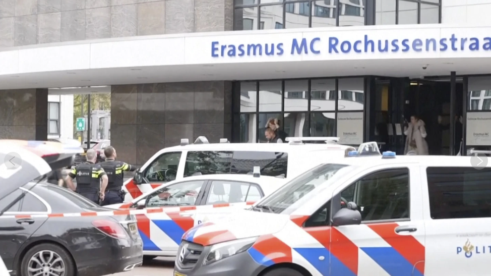 Au moins deux personnes ont été tuées jeudi dans deux fusillades dans un hôpital universitaire et dans une maison voisine de la ville portuaire néerlandaise de Rotterdam, a indiqué la police.