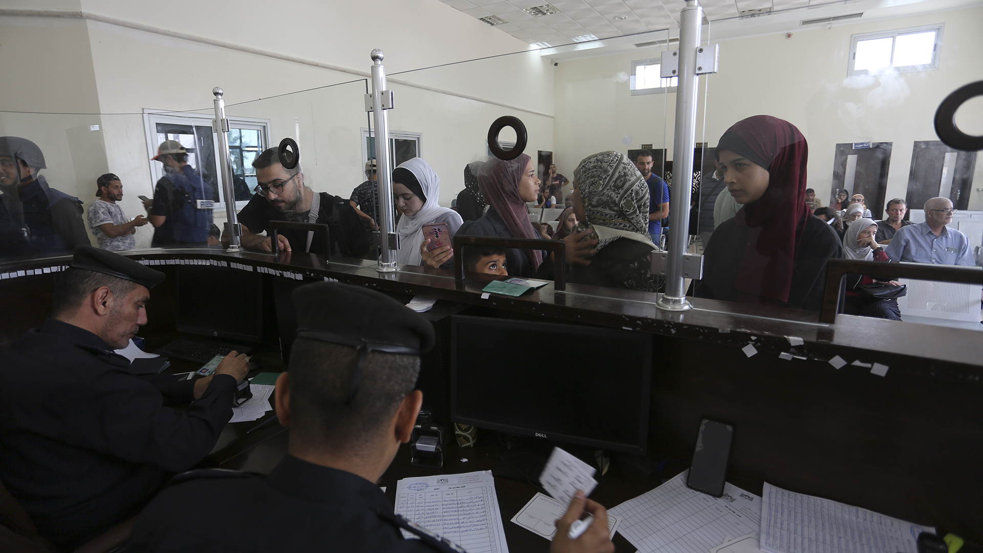 Canadians stuck in Gaza were expected to leave the region on Monday