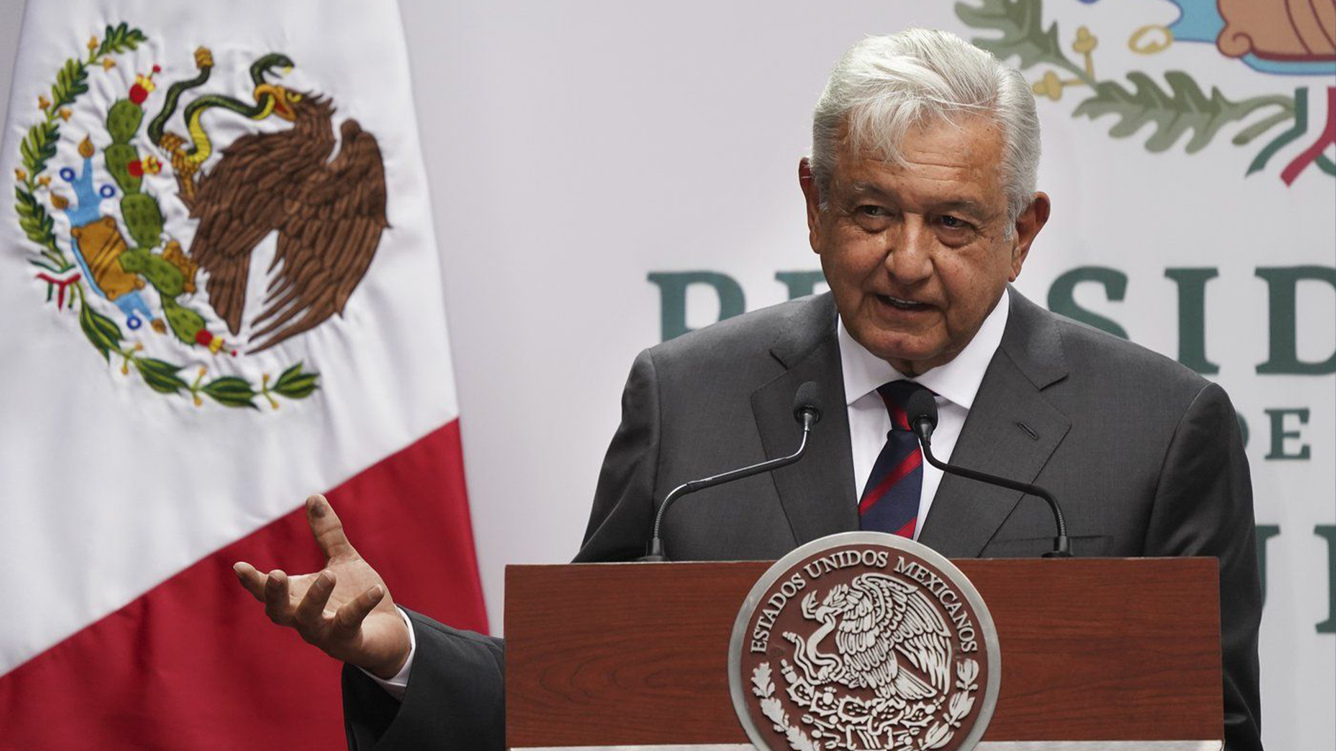 Le président mexicain se dit au-dessus des lois protégeant les données personnelles