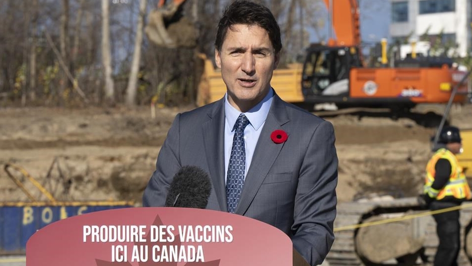 Le premier ministre a fait ces commentaires à Laval lundi, alors que les 13 ministres provinciaux et territoriaux de la Santé doivent rencontrer leur homologue fédéral, Jean-Yves Duclos.