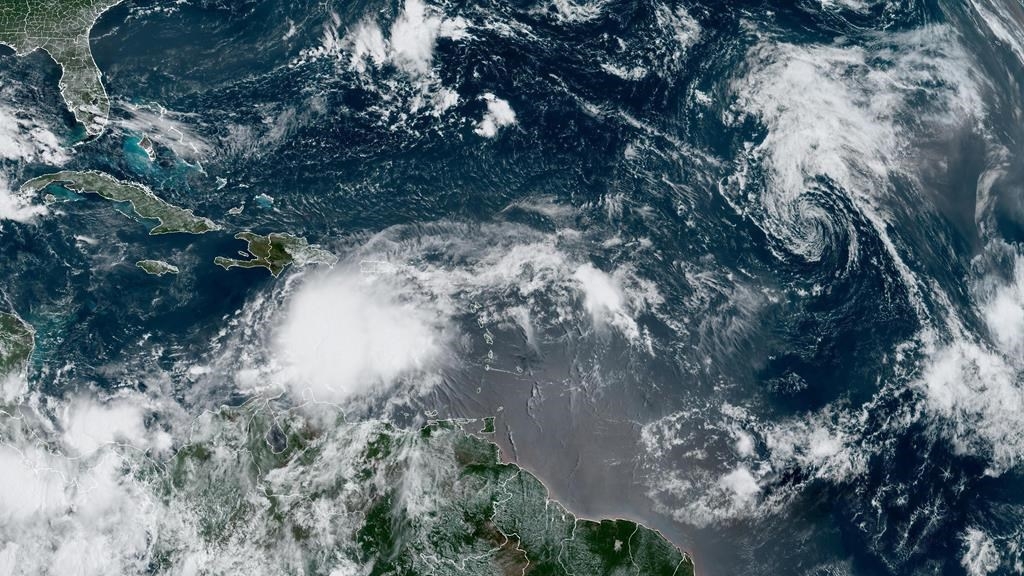 La tempête tropicale Franklin se déplace au sud de l'île d'Hispaniola le 21 août 2023.