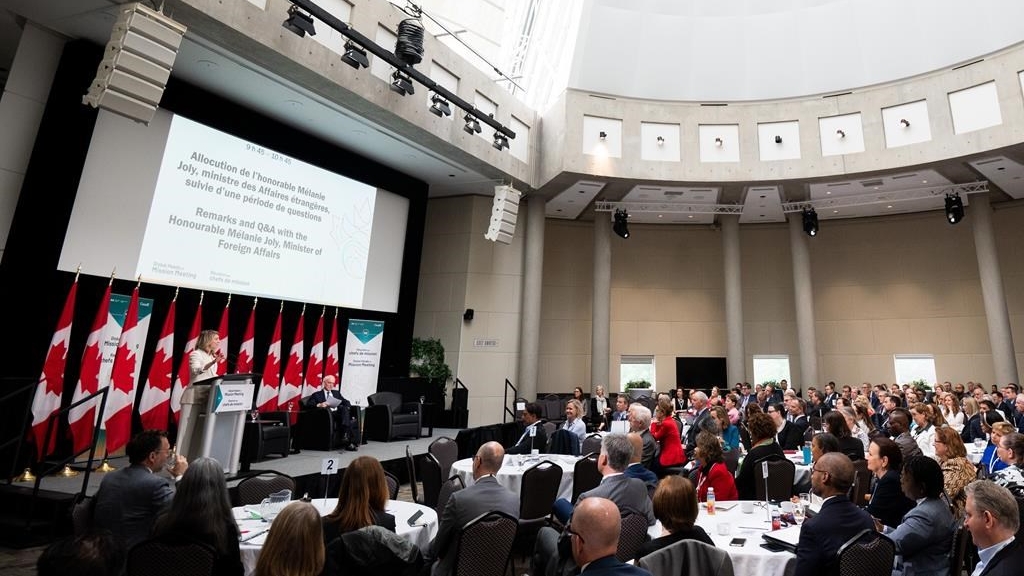 Affaires mondiales Canada réformera son système de financement des initiatives d'aide étrangère.