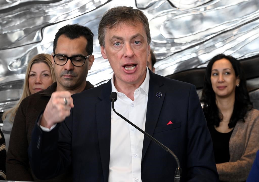 Le chef libéral Marc Tanguay se réjouit de la croissance démographique du Québec. 
