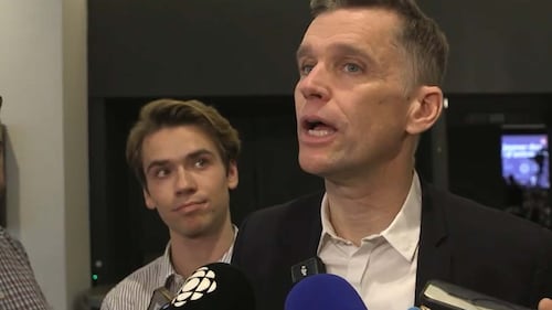 «Inacceptable»: vague de commentaires homophobes contre l’attaché de presse de Bruno Marchand