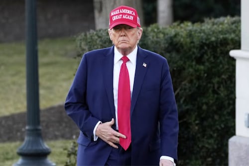 Opinion | Attaque en Iran: une simple diversion de Trump pour faire oublier les dossiers Epstein?