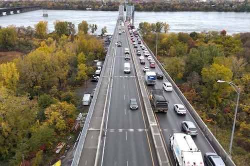 Fissure sur le pont Honoré-Mercier: un manque de transparence déploré, un nouveau pont réclamé
