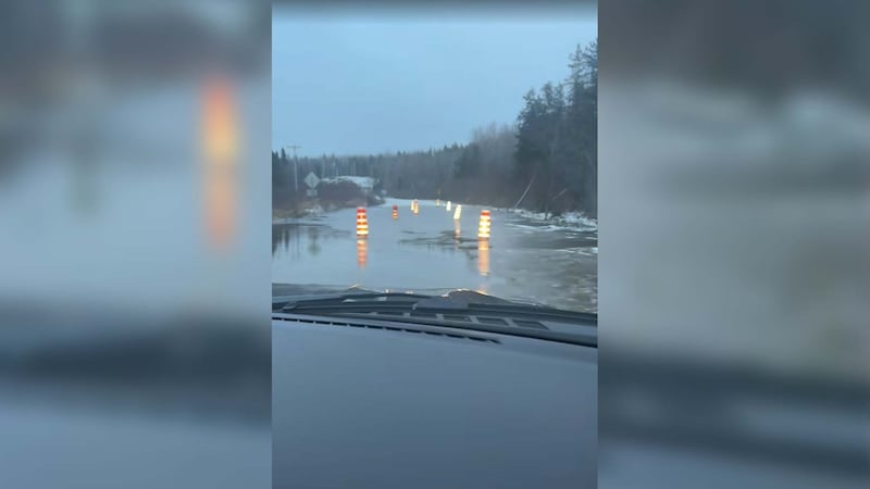 Le «Chemin de l’Enfer» inondé: la communauté de Manawan isolée