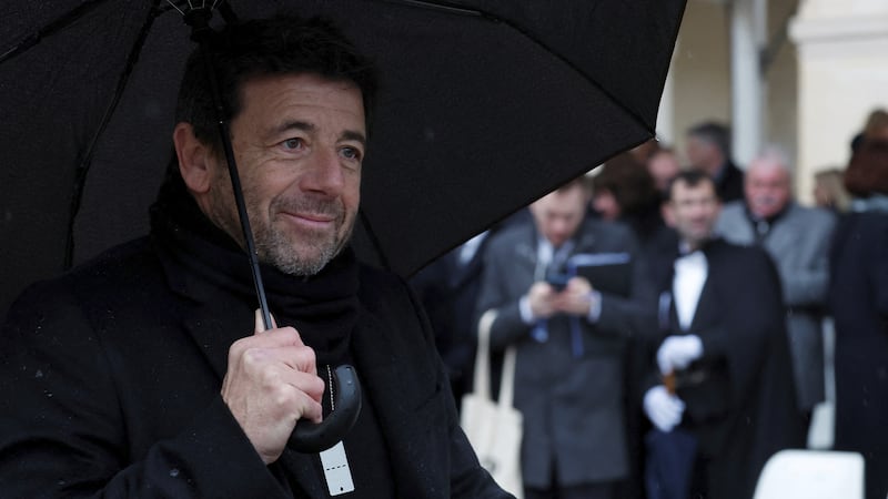«C’est accueilli de façon partagée»: les concerts annulés de Patrick Bruel à Québec font réagir en France
