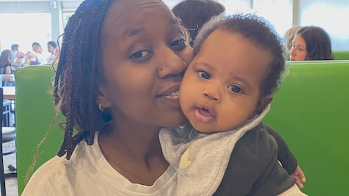 Des médecins opèrent au cerveau une femme enceinte et sauvent deux vies
