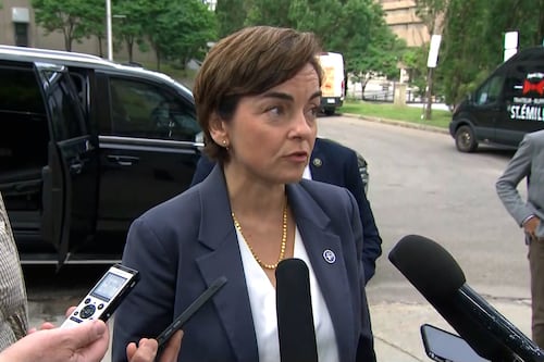 Sursis sur les tarifs: Québec retient toujours son souffle