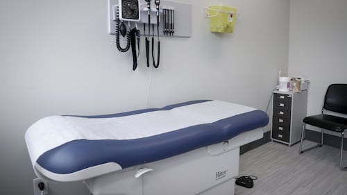 «Surchargé et labyrinthique»: le lancement du Dossier santé numérique «va très mal aller», dénoncent des professionnels de la santé