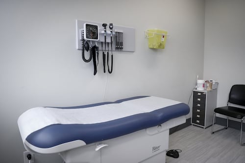 «Surchargé et labyrinthique»: le lancement du Dossier santé numérique «va très mal aller», dénoncent des professionnels de la santé
