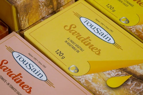 Perdre du poids grâce aux «bienfaits» des sardines? Une nutritionniste fait le point