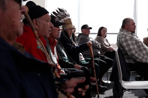 EXCLUSIF | «Le plus gros recours du genre au Canada»: des chefs héréditaires autochtones s’en prennent à Québec et Ottawa