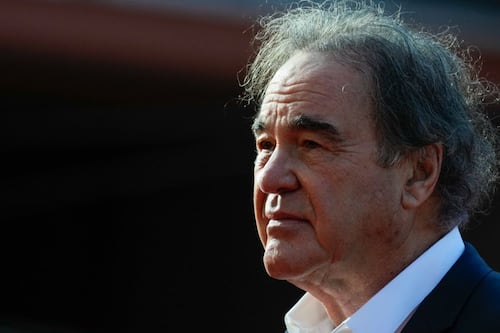Oliver Stone débarque à Québec